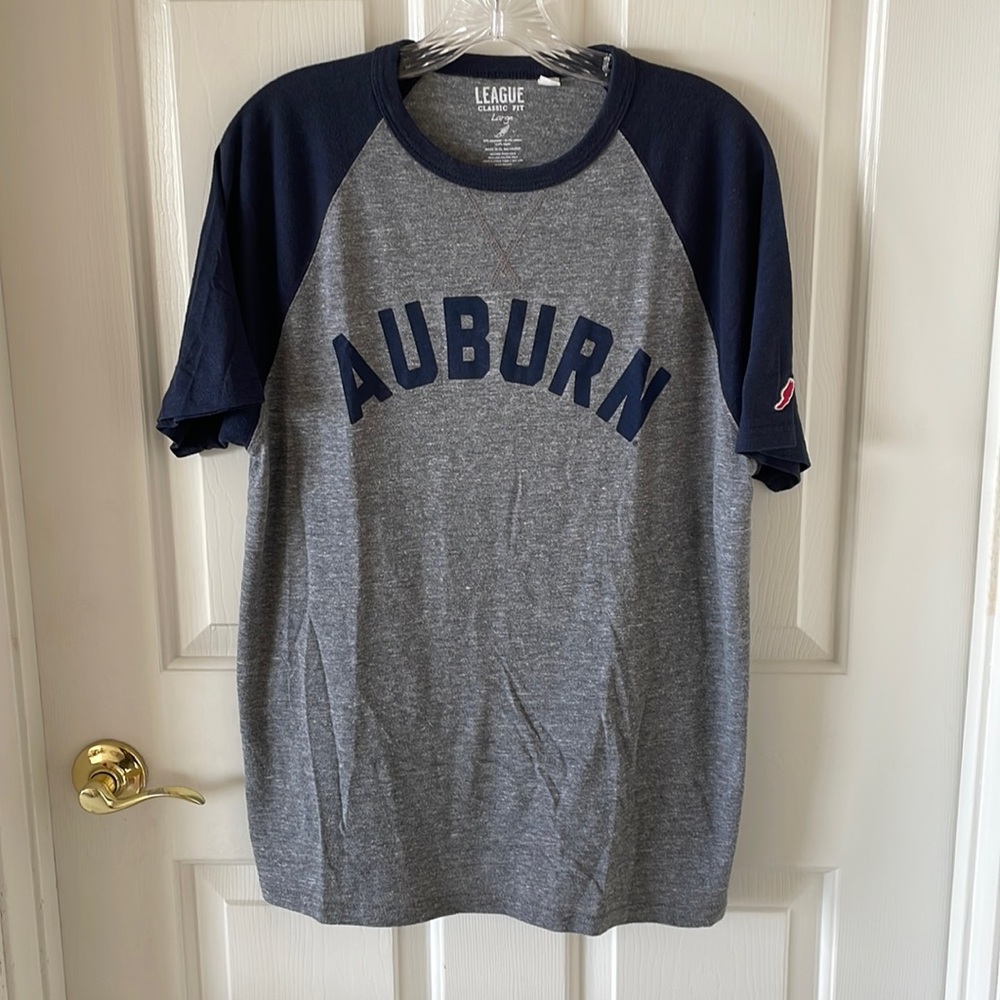 Auburn Tshirt. League Classic Fit Size Large
